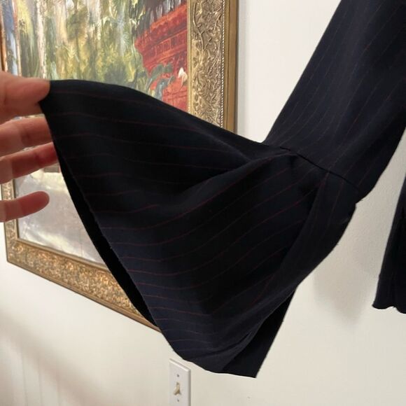 Zara dk blue/red vertical lines blouse; pleated lower sleeves,side neck button,S - Picture 5 of 9